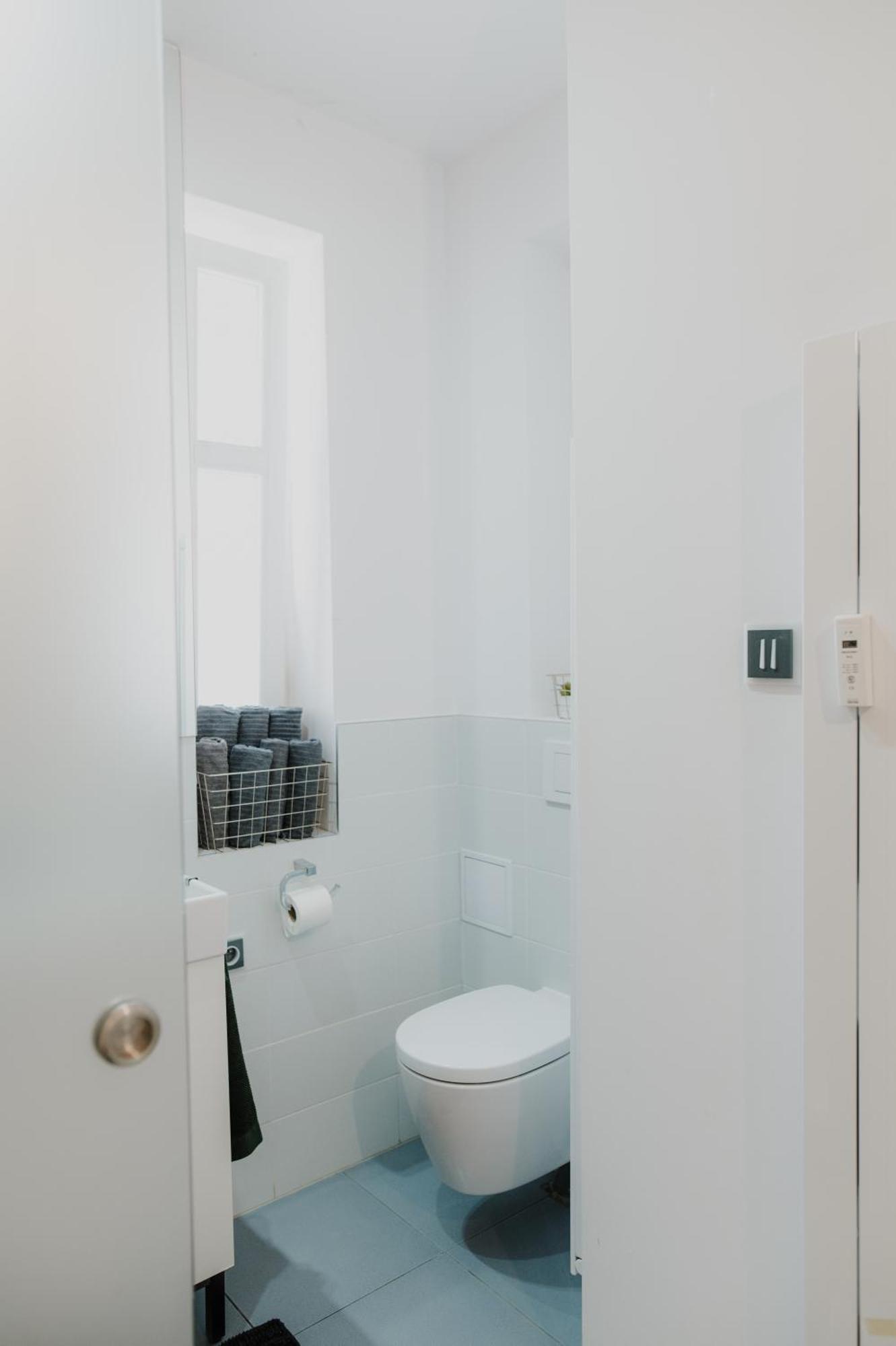 Ah Zimna Apartment Caşonia Exterior foto