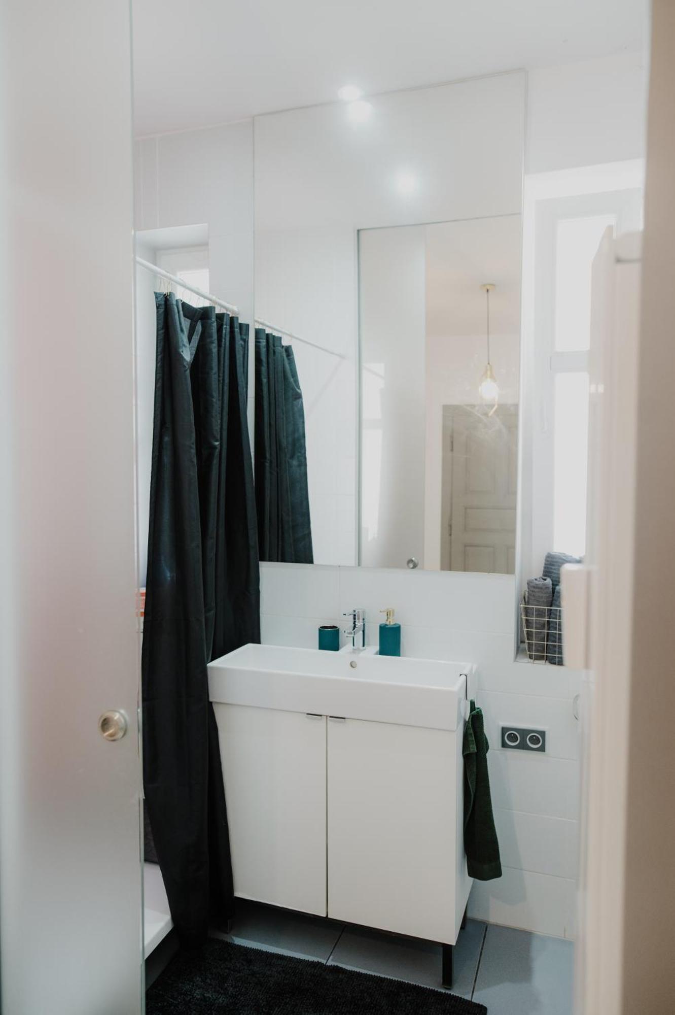 Ah Zimna Apartment Caşonia Exterior foto